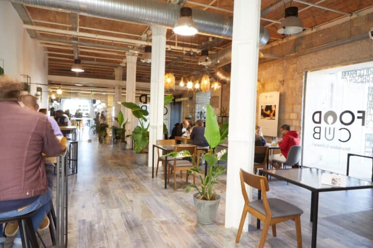 Trois nouveaux chefs testent leurs concepts de restaurant au FoodCub des Docks