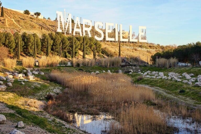 La Ville va racheter le parc Foresta et ses lettres géantes « Marseille »
