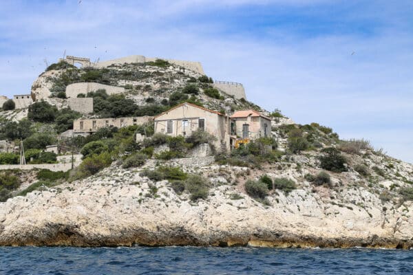 frioul-chateau-d-if-villa-marine-08