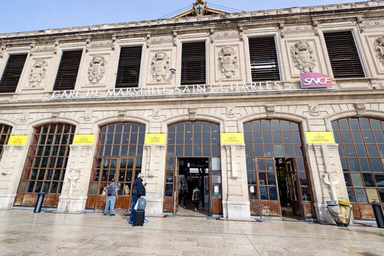 Trains à l&rsquo;arrêt à Marseille : quand et pourquoi la gare Saint-Charles ferme mi-décembre ?