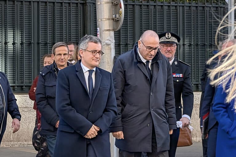 À Marseille, l&rsquo;État défend son bilan contre le narcotrafic après le meurtre de Mehdi Kessaci