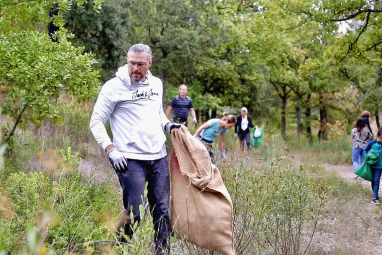 Vidéo | À Aix, le chef Glenn Viel et Provence Tourisme lancent un défi zéro déchet