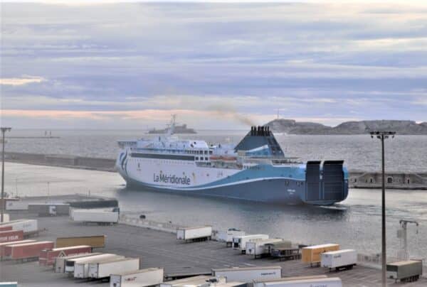 gpmm-port-navire-bateau-meridionale-conteneur
