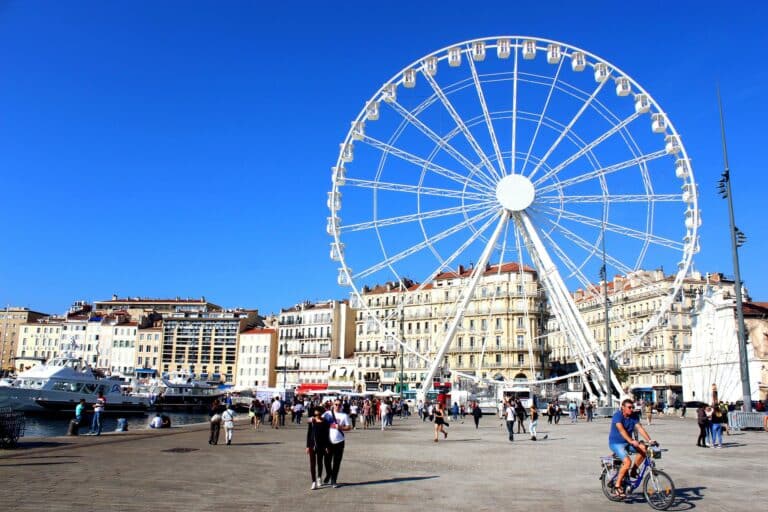 La grande roue ne s&rsquo;installera pas sur le Vieux-Port cet hiver