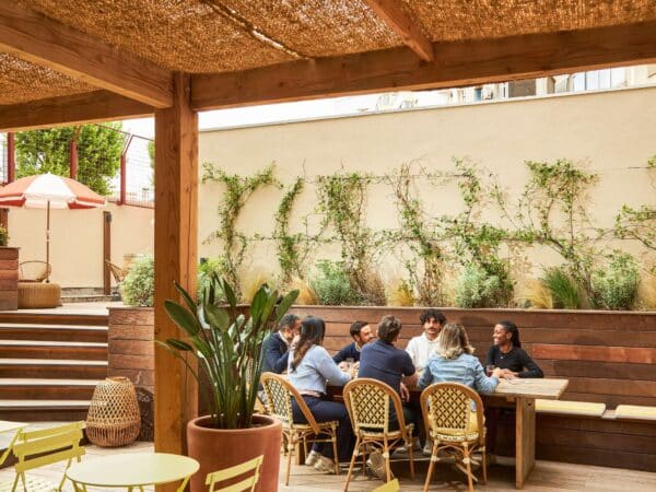 greet-hotel-terrasse-restaurant-velodrome-chanot