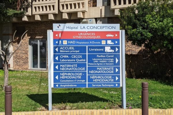 hopital-conception-aphm-panneau