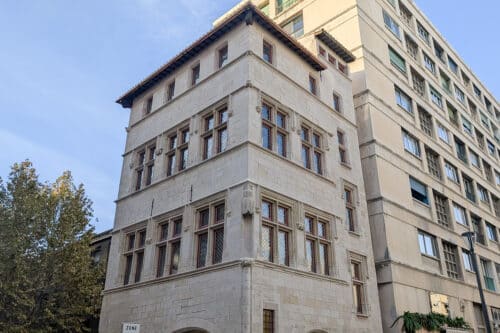 h&ocirc;tel de cabre, En images | L&rsquo;h&ocirc;tel de Cabre, plus vieille maison de Marseille, d&eacute;voile ses fa&ccedil;ades r&eacute;nov&eacute;es, Made in Marseille