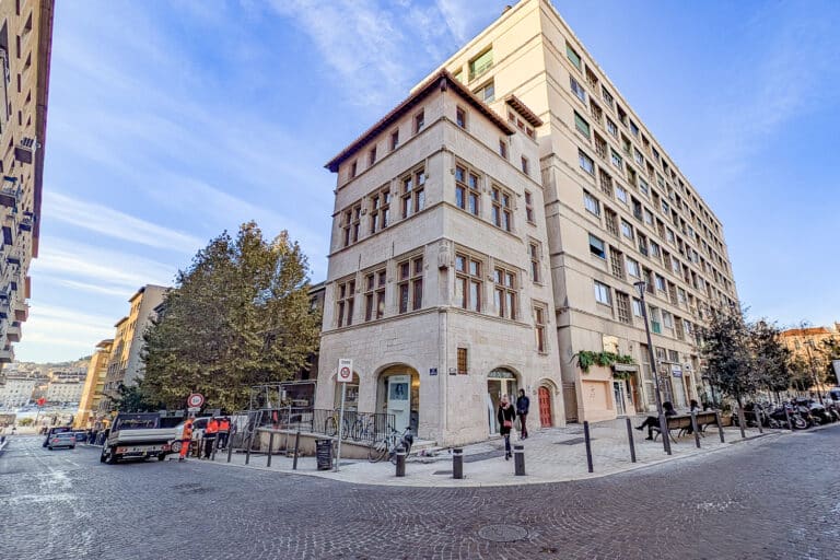 En images | L&rsquo;hôtel de Cabre, plus vieille maison de Marseille, dévoile ses façades rénovées