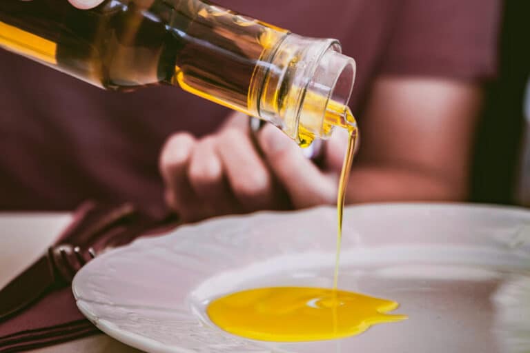 Vidéo | Les meilleures huiles d&rsquo;olive provençales jugées au concours régional