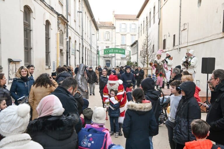 Une nouvelle rue des écoles végétalisée et apaisée au centre d&rsquo;Avignon
