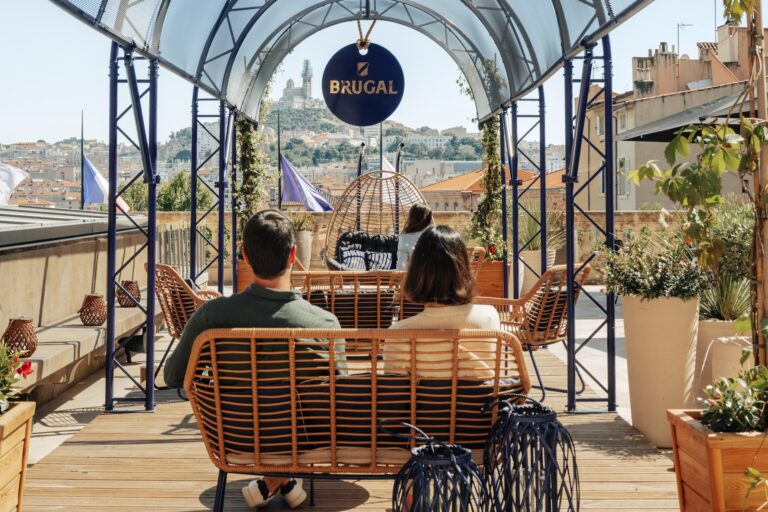 Cocktails, afterworks… la terrasse panoramique de l&rsquo;InterContinental s&rsquo;anime tout l&rsquo;été
