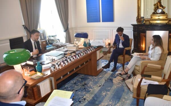 interview-bureau-benoit-payan-mairie