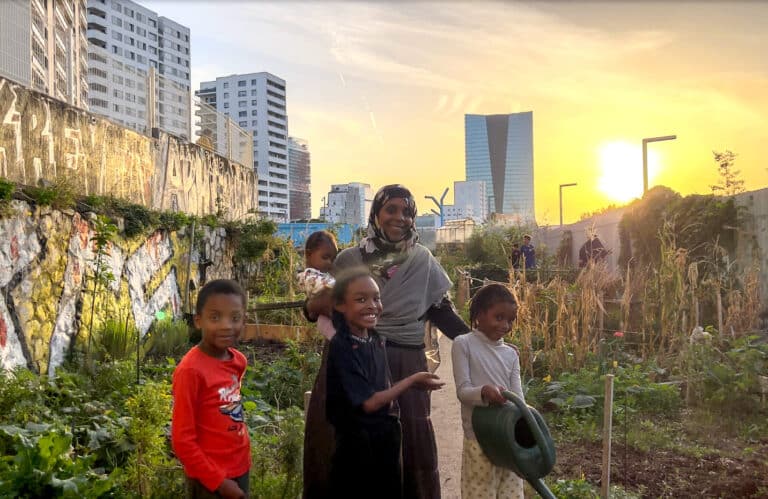Vidéo | Au pied des tours de la cité Félix-Pyat, ce jardin partagé qui crée du lien
