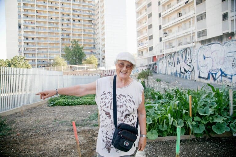 Un jardin partagé voit le jour au pied des tours de la cité Félix-Pyat