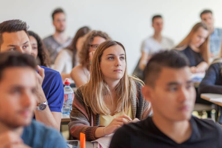 Une soixantaine d&rsquo;entreprises recrutent au job dating de la Cadenelle le 12 avril