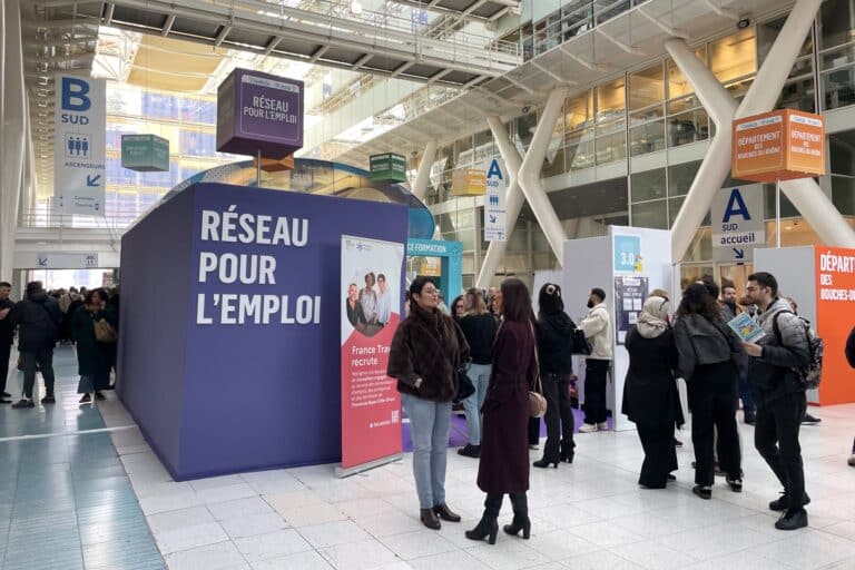 Plus de 3000 offres d’emploi à pourvoir toute la journée à l&rsquo;hôtel du Département