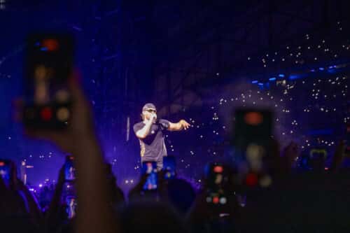 concert Jul, Revivez en images le concert XXL de Jul au stade V&eacute;lodrome de Marseille, Made in Marseille