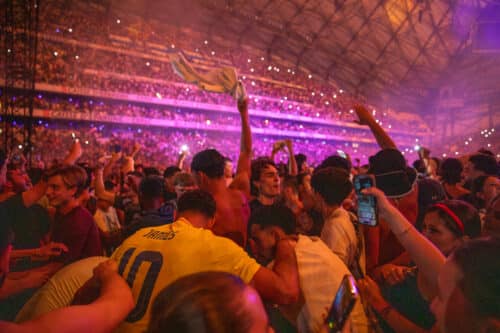 concert Jul, Revivez en images le concert XXL de Jul au stade V&eacute;lodrome de Marseille, Made in Marseille
