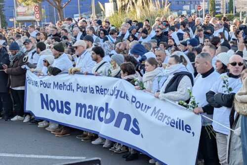Mehdi Kessaci, Hommage &agrave; Mehdi Kessaci : des milliers de personnes rassembl&eacute;es &agrave; Marseille, Made in Marseille