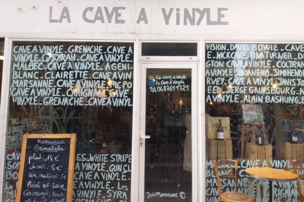 la-cave-a-vinyle-devanture