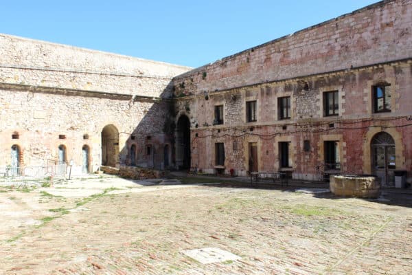 la-citadelle-fort-saint-nicolas-entrecasteaux-visite-mars-2025-2
