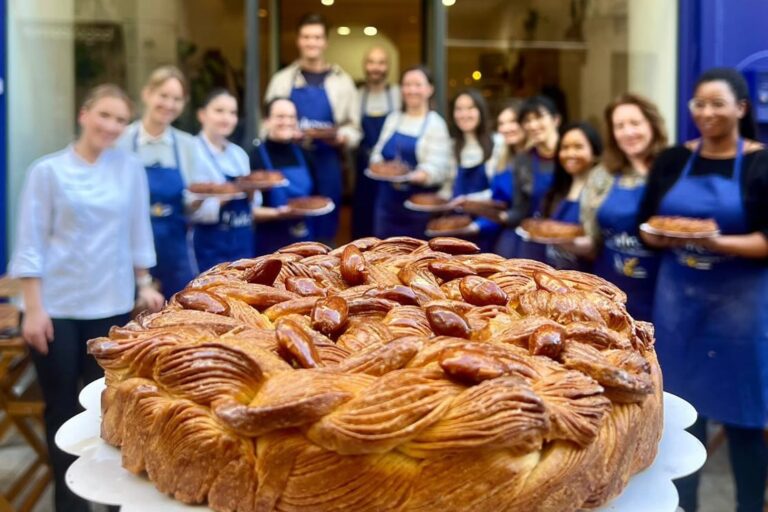 Près du Vieux-Port, L&rsquo;Adresse propose des ateliers de pâtisserie fine animés par des chefs