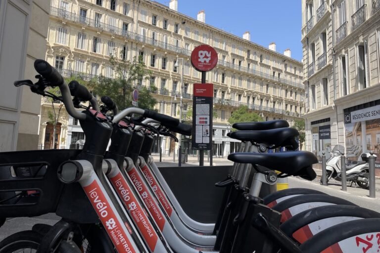 Des mesures pour favoriser l&rsquo;usage des transports alternatifs face à l&rsquo;épisode de pollution