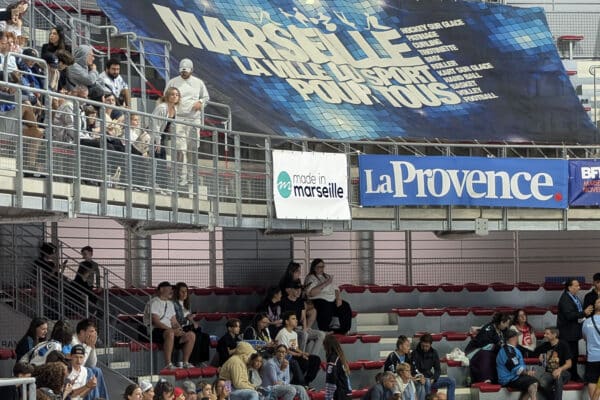 made-in-marseille-spartiates-hockey-sur-glace-patinoire-1