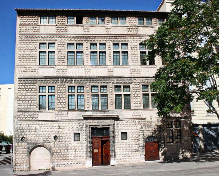 Visiter la Maison Diamantée de Marseille
