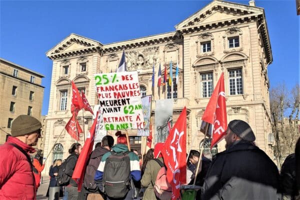 manifestation-greve-marseille-mairie