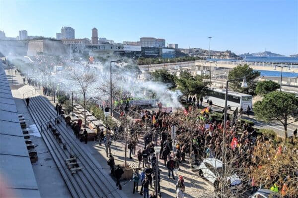manifestation-greve-marseille-retraite-6