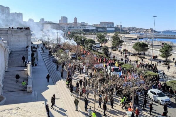 manifestation-greve-marseille-retraite-9