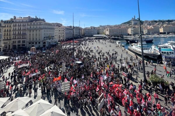 manifestation-vieux-port-18-septembre