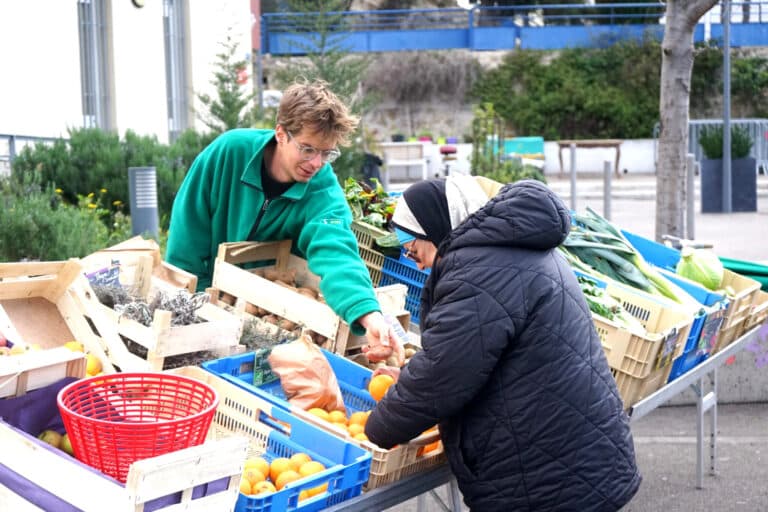 Au marché solidaire de la Viste, les paysans bio régalent les quartiers Nord