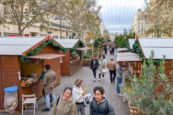marche-de-noel-chalet-cabanon-artisanat-10