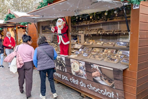 marche-de-noel-chalet-cabanon-artisanat-13