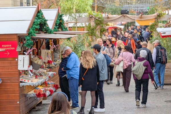 marche-de-noel-chalet-cabanon-artisanat-23