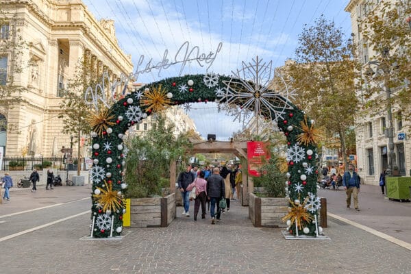 marche-de-noel-chalet-cabanon-artisanat-25