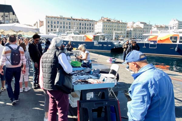 marche-poissons-vieux-port-4