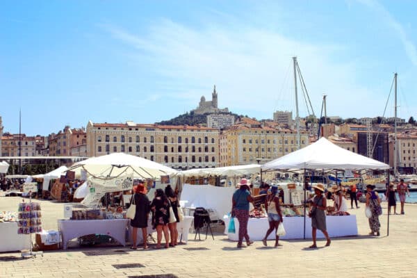 marche-vieux-port-marseille