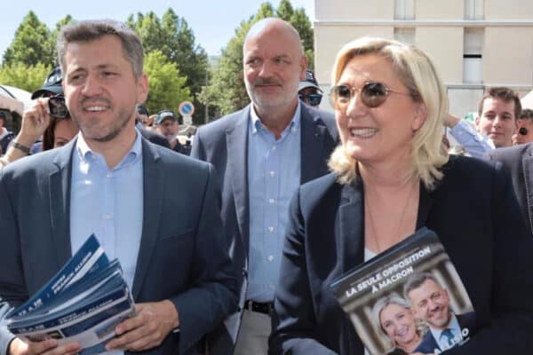 marine-le-pen-rn-extreme-droite