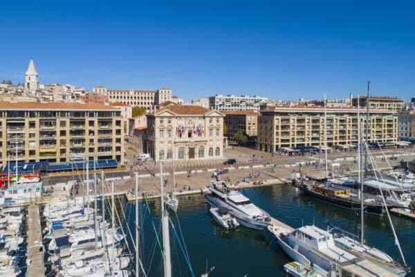 marseille-mairie-municipalité-hôtel-de-ville-vieux-port