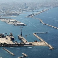 port de Fos, Le port de Fos poss&egrave;dera bient&ocirc;t les plus gros portiques du monde, Made in Marseille