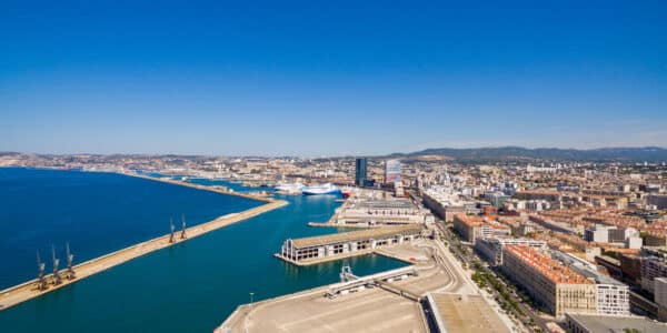marseille-vue-port-autonome-digue-du-large-joliette-arenc-littoral-nord