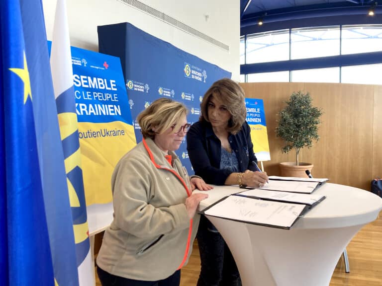 Le Département débloque 100 000 euros pour venir en aide aux Ukrainiens