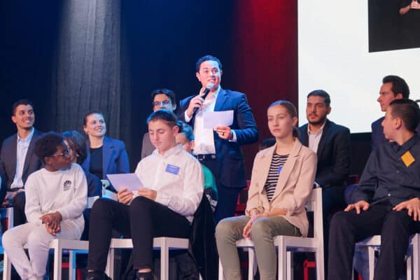 martine-vassal-voeux-meeting-flamme-flambeau-olympique-JO-20