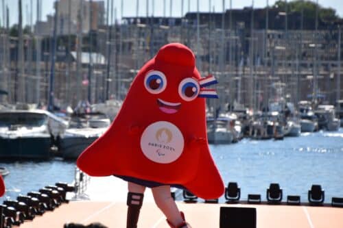 flamme olympique, Retour en images sur l&rsquo;arriv&eacute;e de la flamme olympique &agrave; Marseille le 8 mai, Made in Marseille