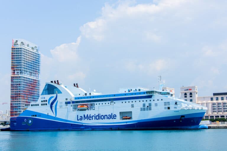Un grand défilé de mode organisé sur le pont d&rsquo;un navire de La Méridionale