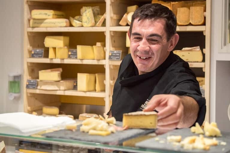 Comment expliquer le boom des fromageries à Marseille ces dernières années ?