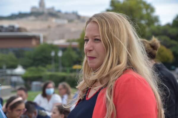 nadia-hai-ministre-marseille-en-grandJPG